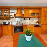 Villa Zoeldpart Balatonszarszo