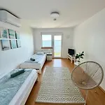 Villa Zoeldpart Balatonszarszo