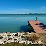 Zoeldpart Villa Balatonszarszo