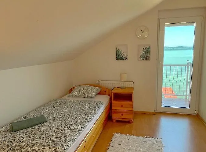 Zoeldpart באלאטונסארסו